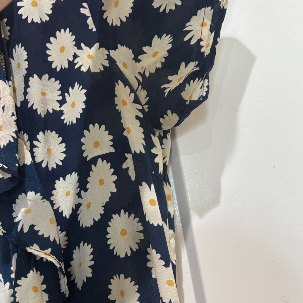 Floral Ruffle Dress - Picture 2 of 4